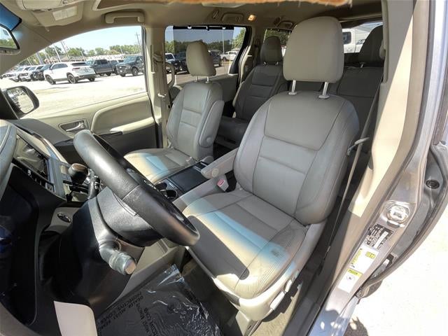 2015 Toyota Sienna XLE Premium