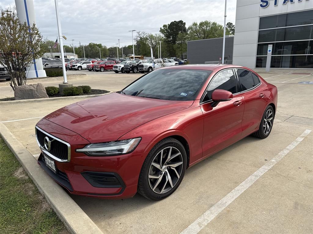 2020 Volvo S60 Momentum