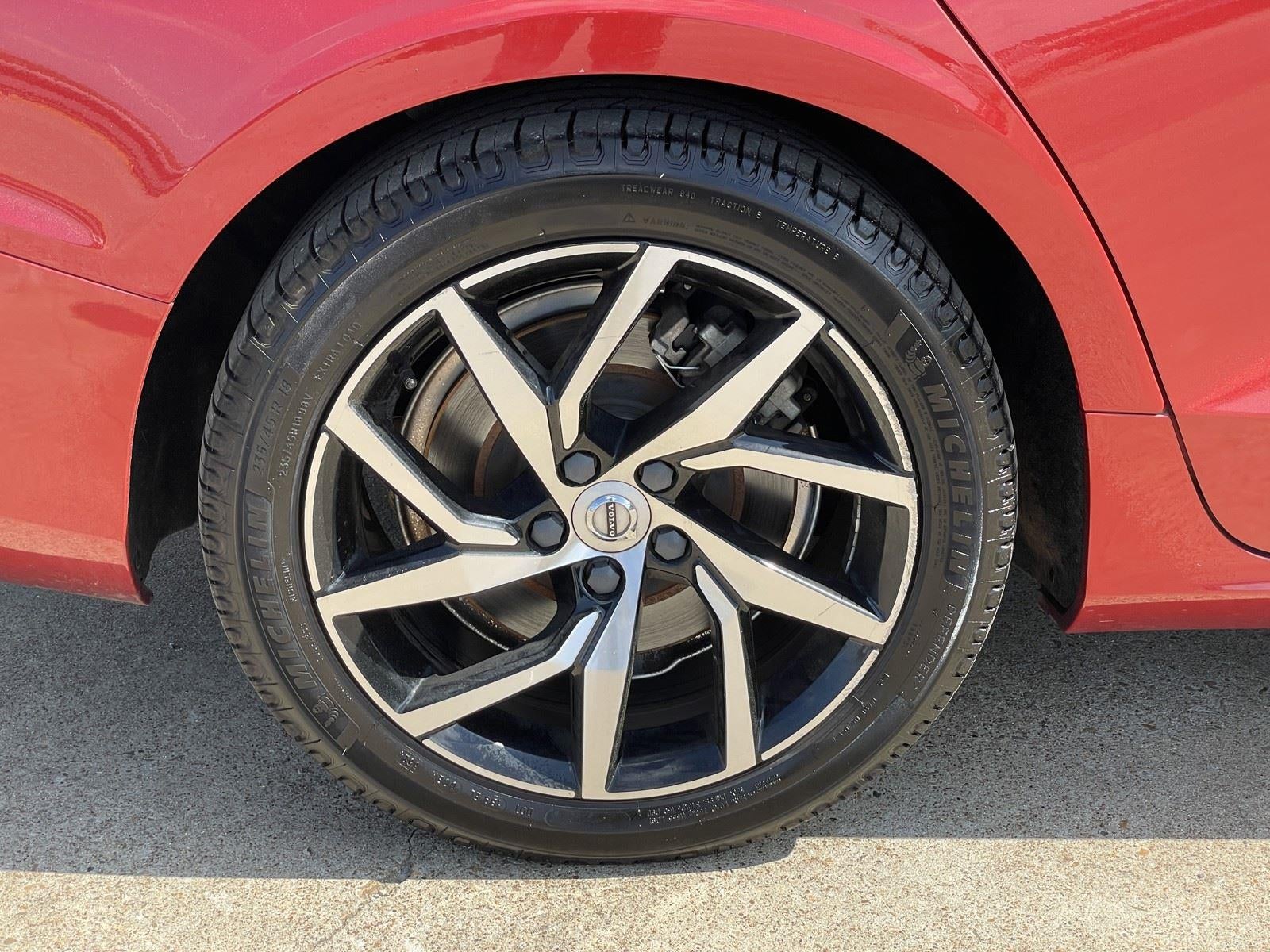 2020 Volvo S60 Momentum