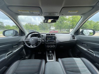 2025 Mitsubishi Outlander Sport SE