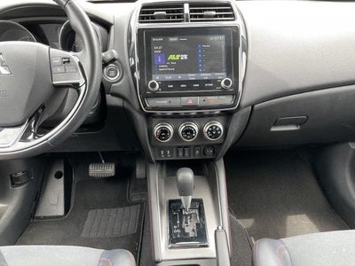 2025 Mitsubishi Outlander Sport SE