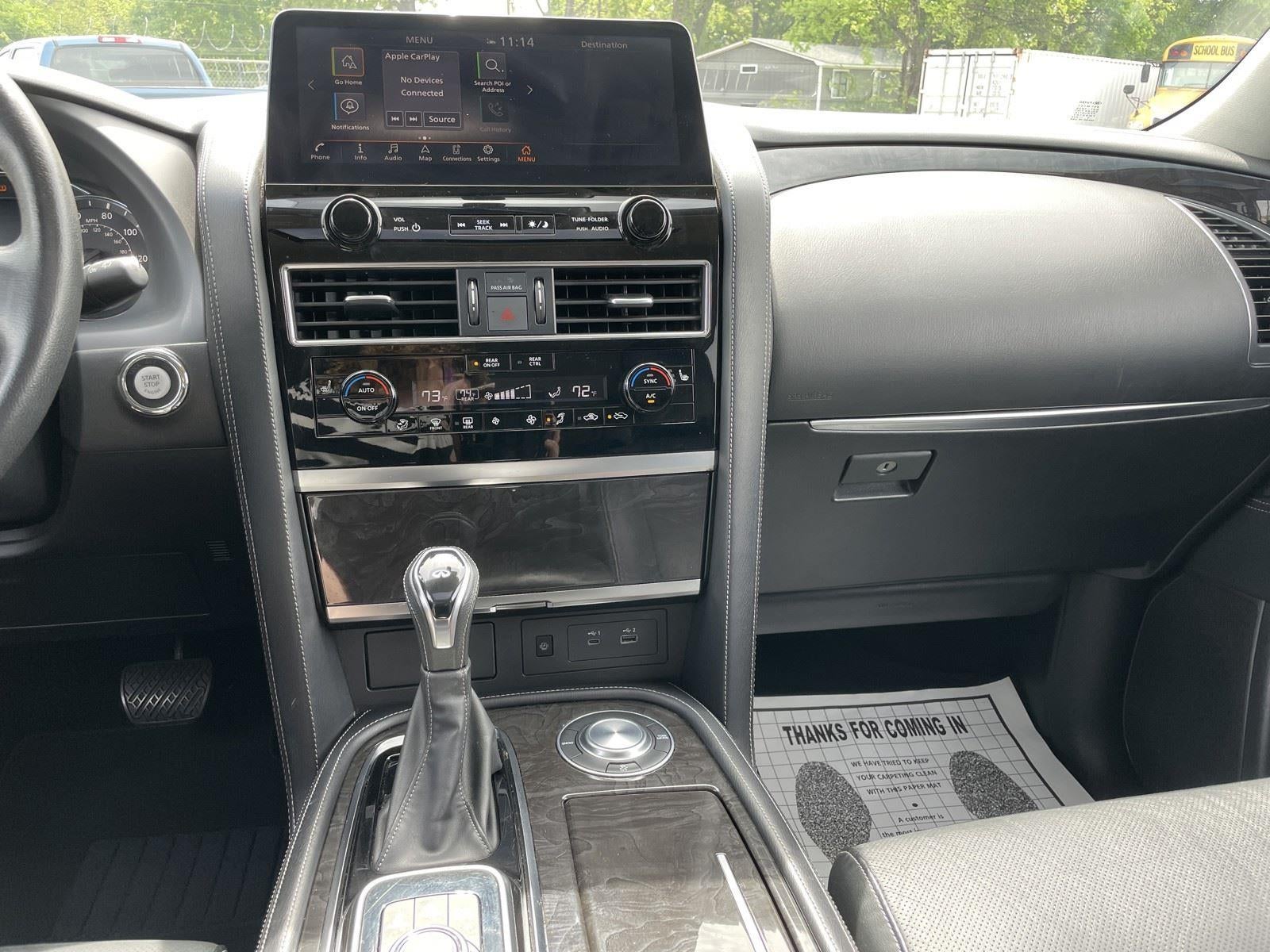 2024 INFINITI QX80 LUXE