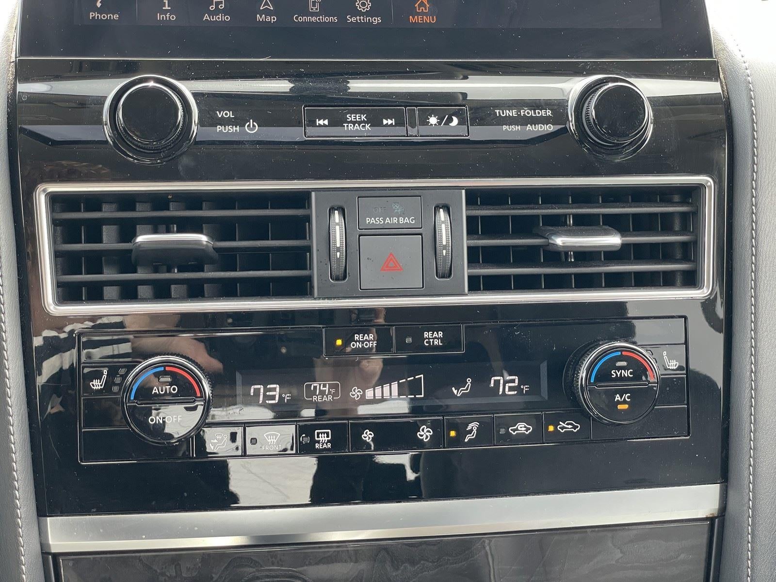 2024 INFINITI QX80 LUXE