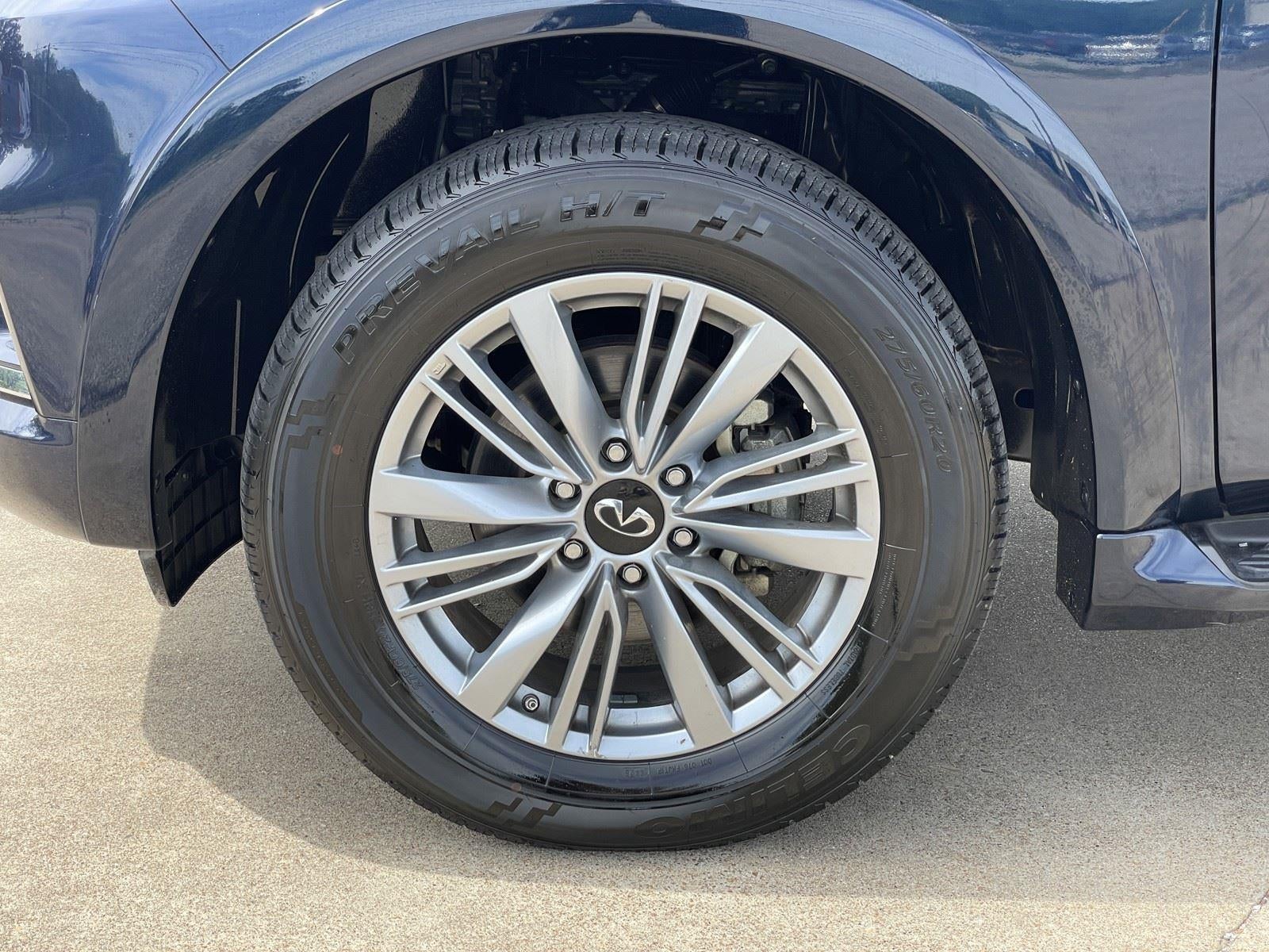 2024 INFINITI QX80 LUXE