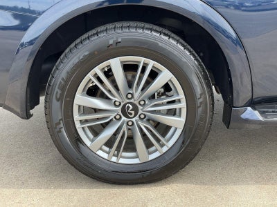 2024 INFINITI QX80 LUXE