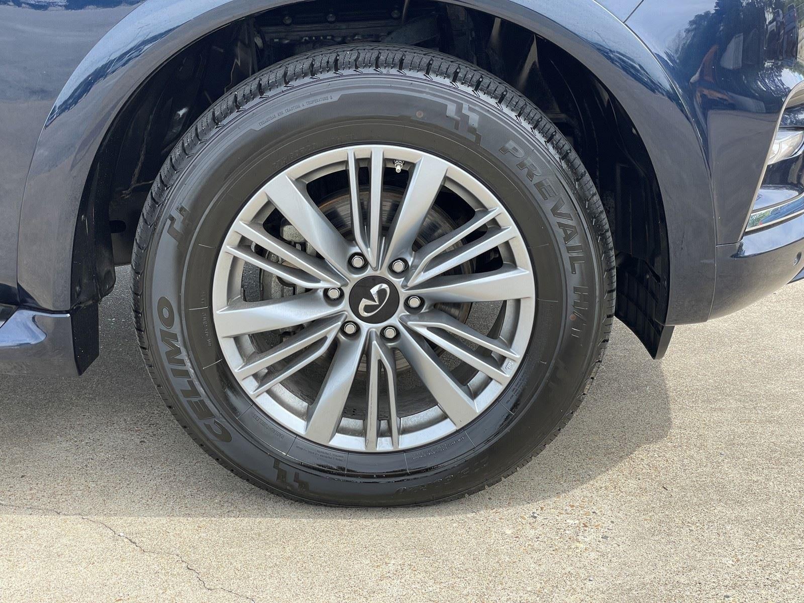 2024 INFINITI QX80 LUXE