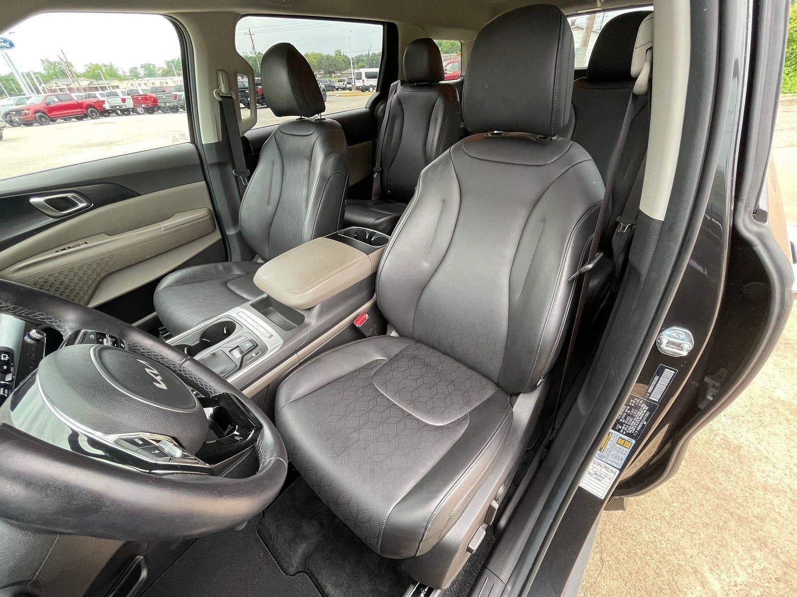 2025 Kia Carnival LXS