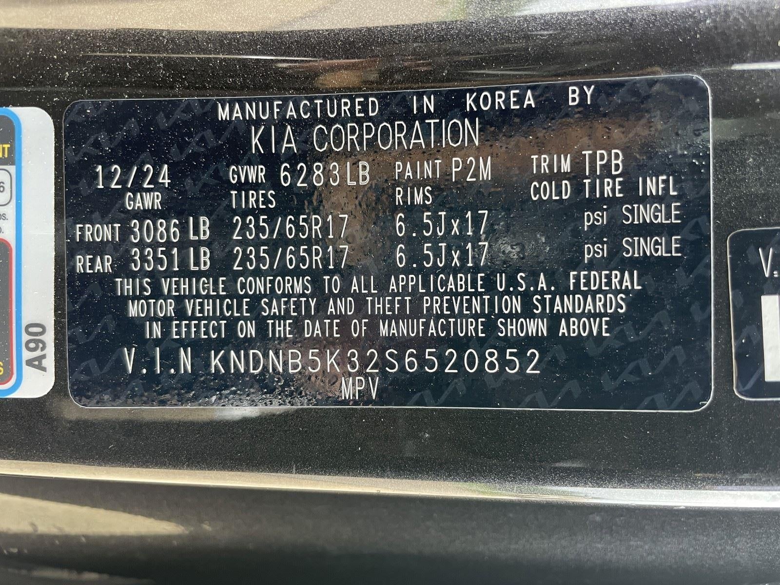 2025 Kia Carnival LXS