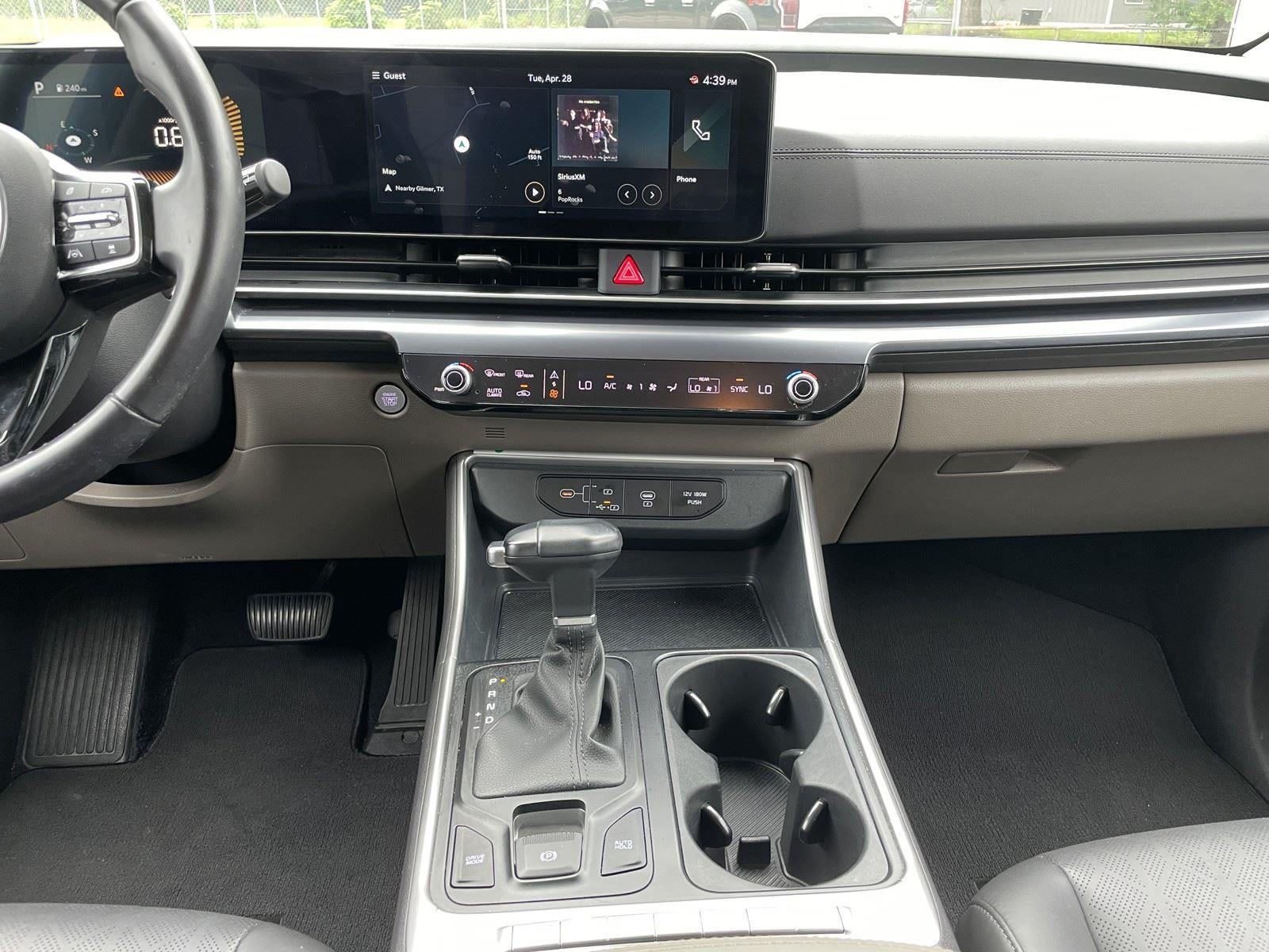 2025 Kia Carnival LXS