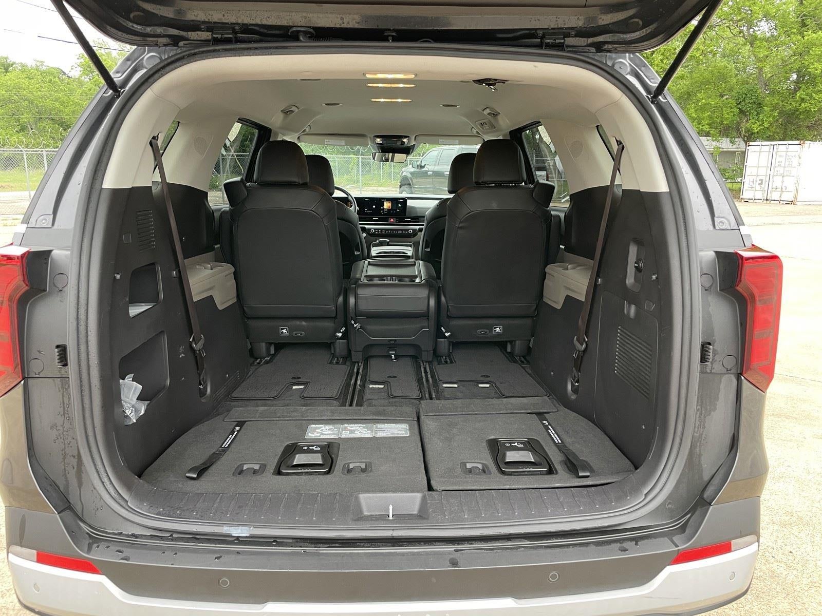 2025 Kia Carnival LXS