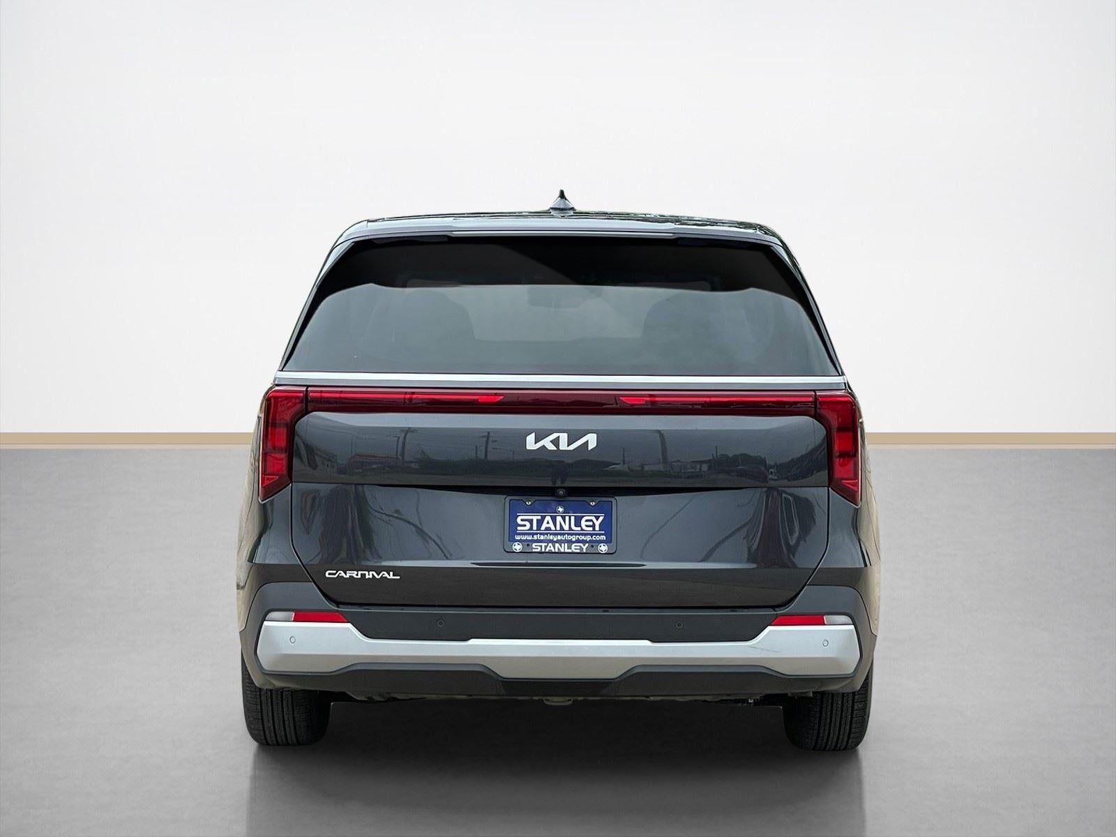 2025 Kia Carnival LXS