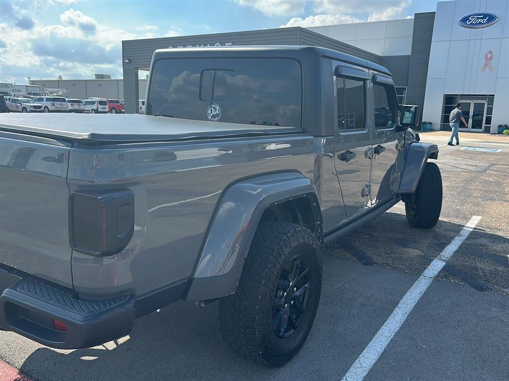 2022 Jeep Gladiator Sport S