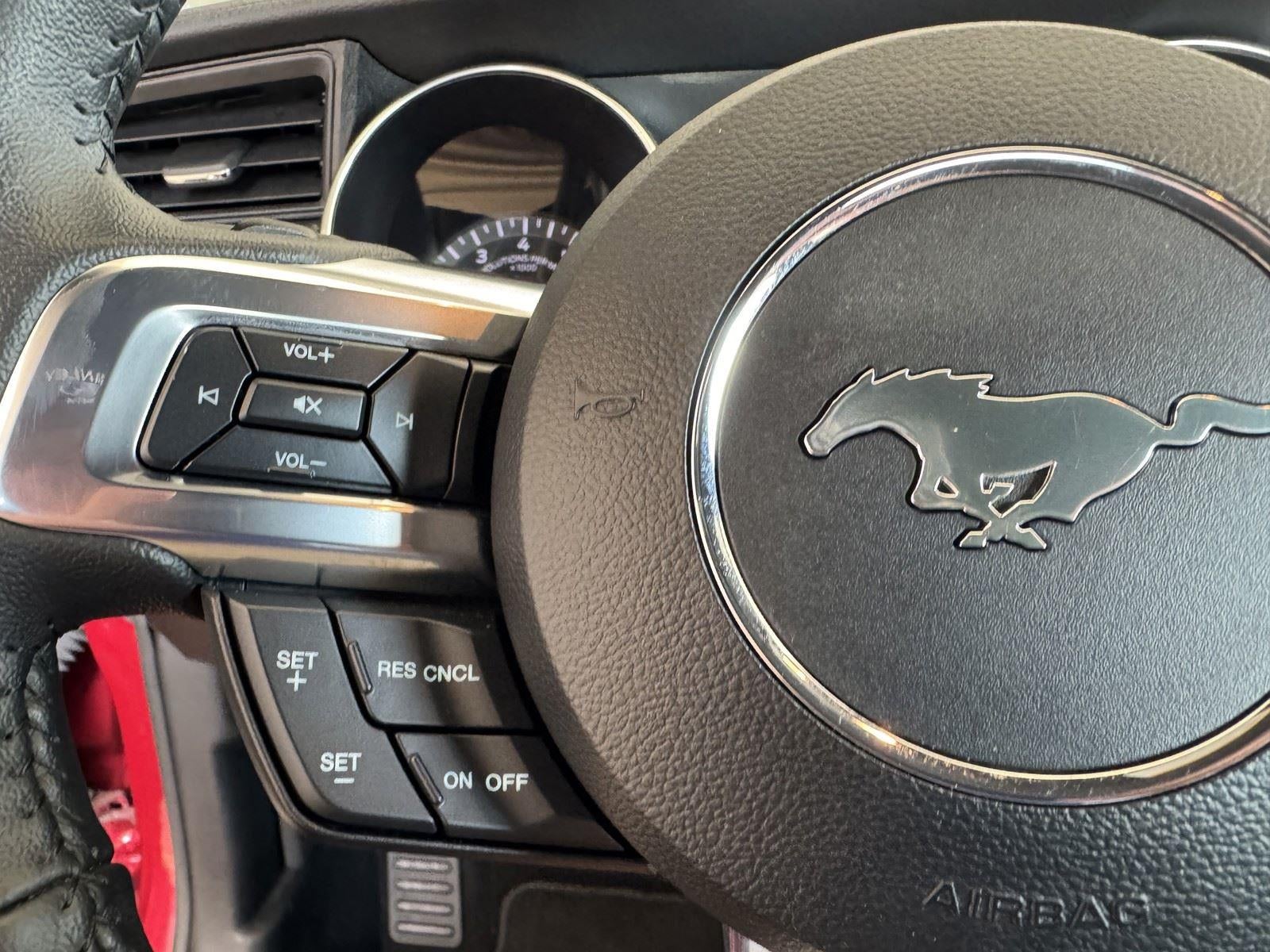 2020 Ford Mustang EcoBoost