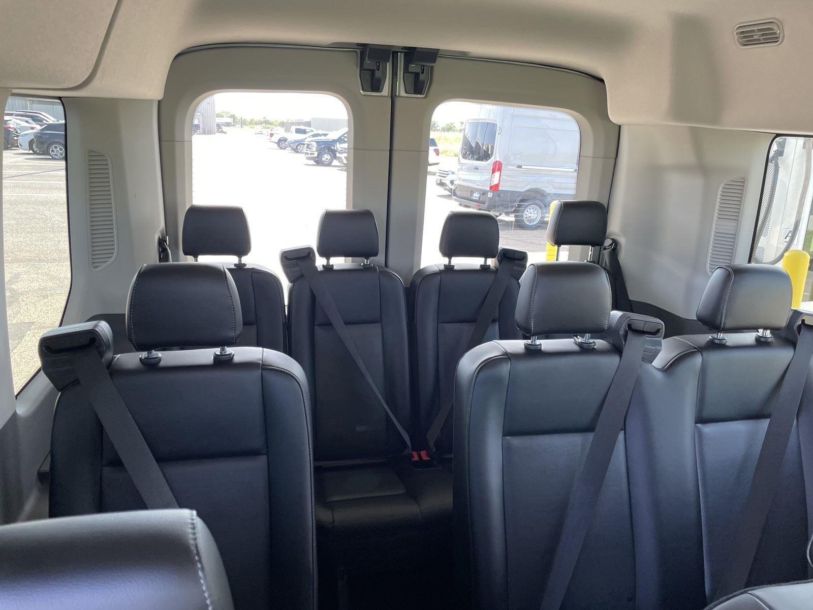 2025 Ford Transit Passenger Wagon XL