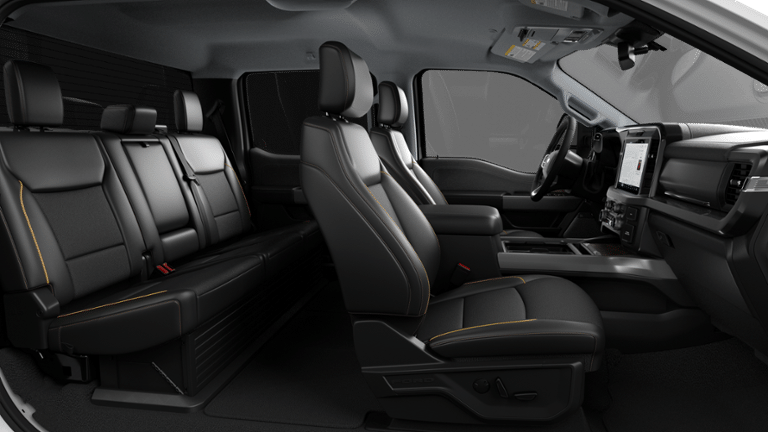 2027 Ford Super Duty F-450 Drw LARIAT