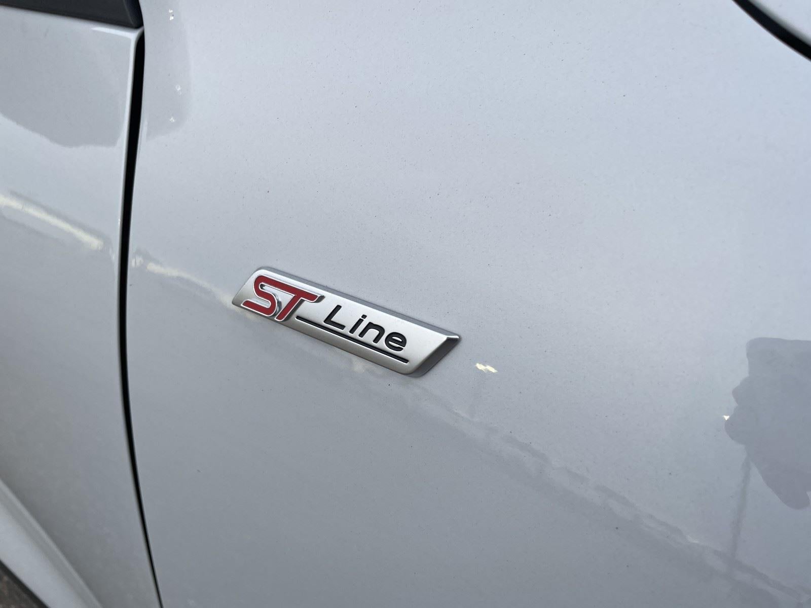 2026 Ford Escape ST-Line Select