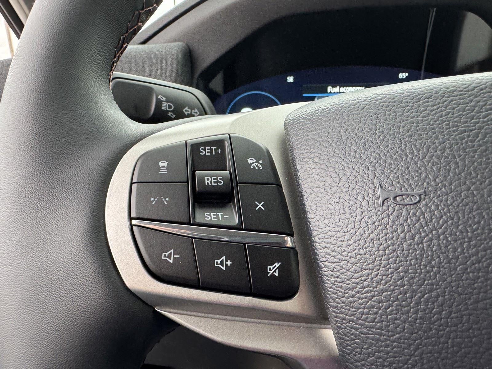 2026 Ford Explorer Active w/100A Pkg