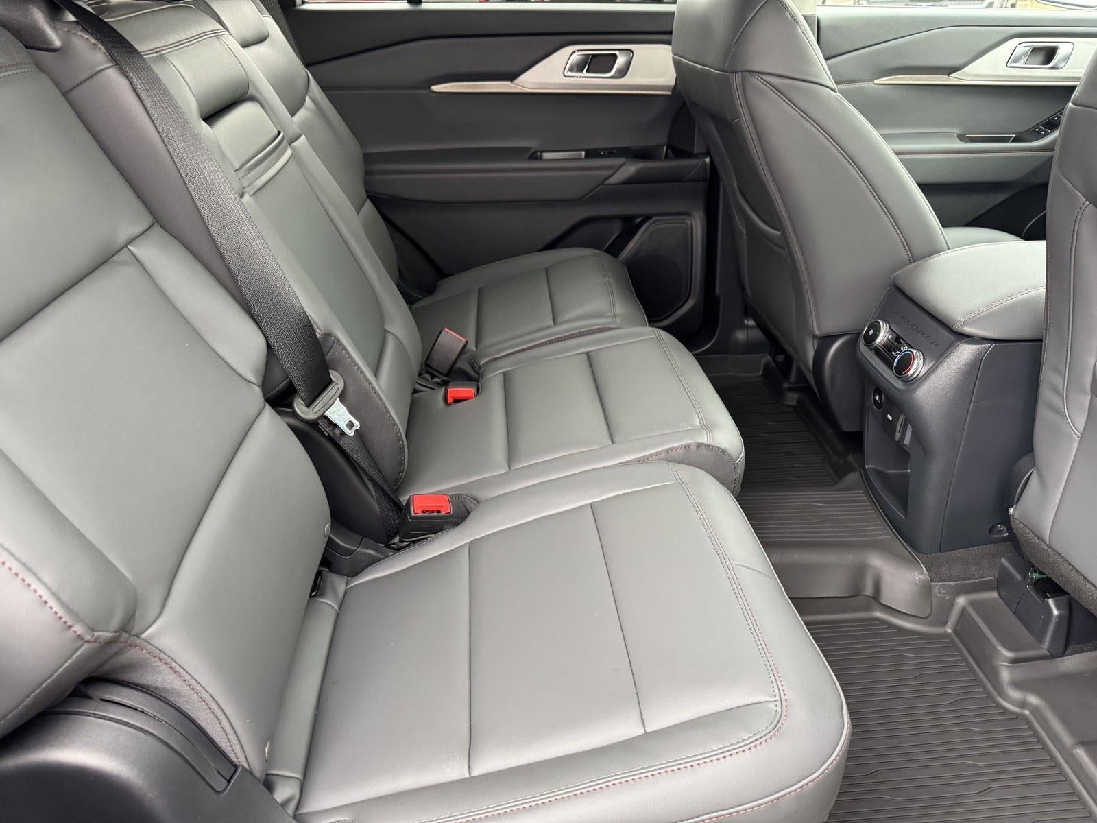 2026 Ford Explorer Active w/100A Pkg