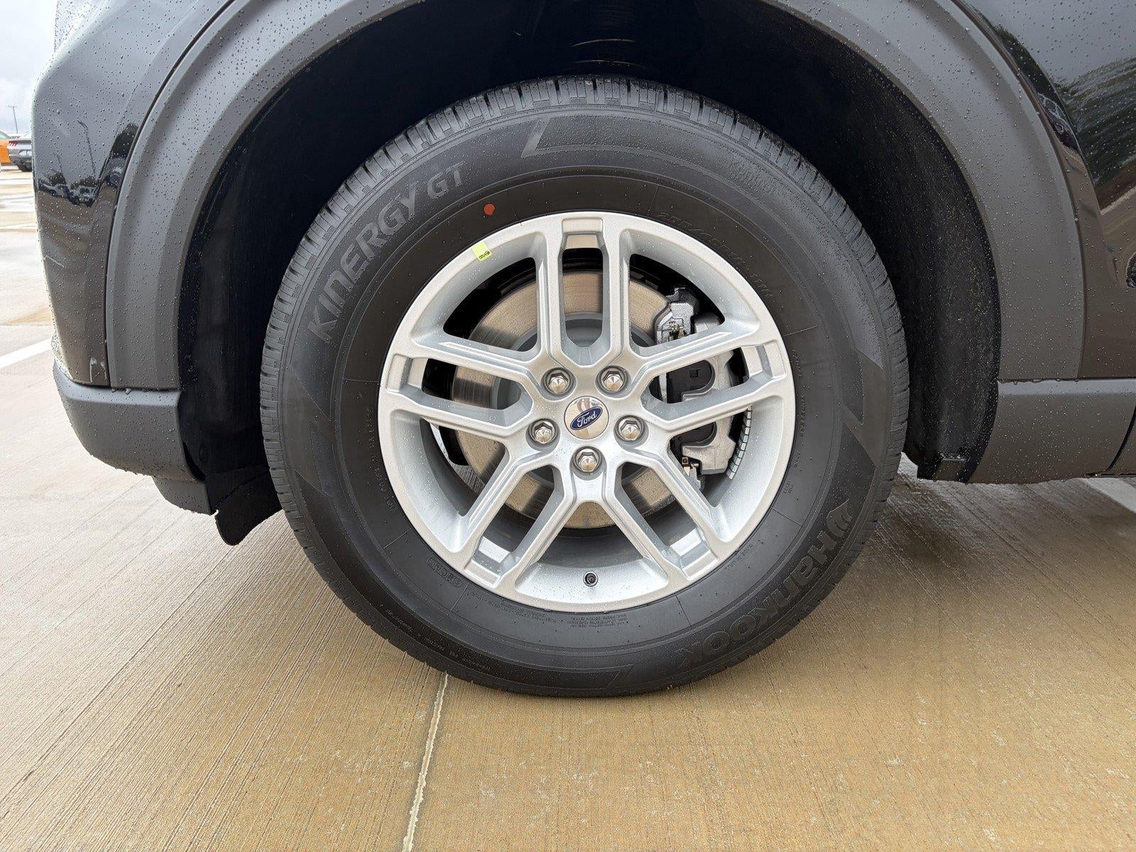 2027 Ford Explorer Active w/200A Pkg