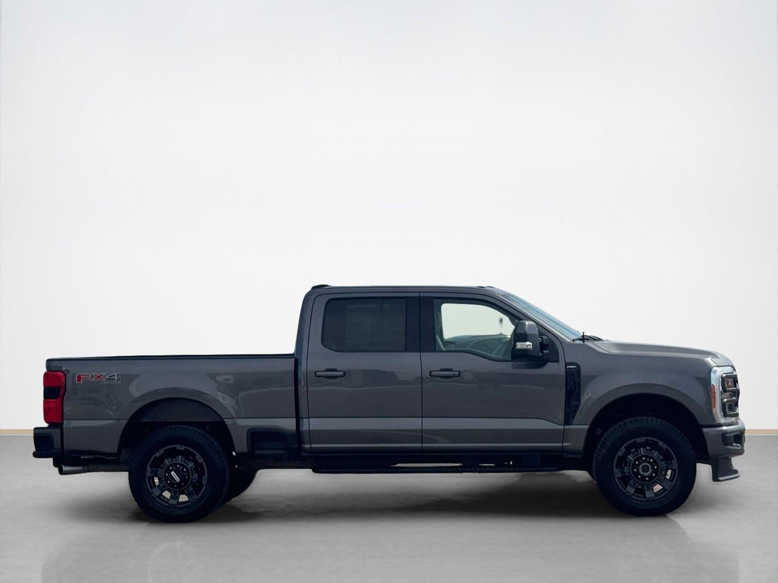2023 Ford Super Duty F-250 SRW LARIAT