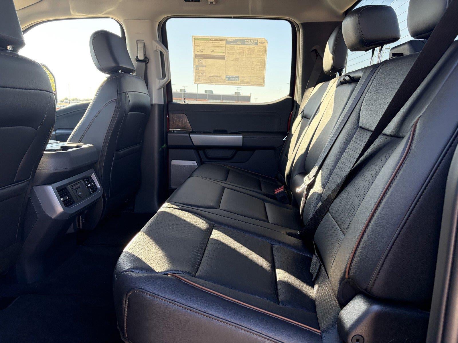 2027 Ford Super Duty F-250 SRW LARIAT