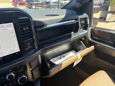 2027 Ford Super Duty F-250 SRW LARIAT