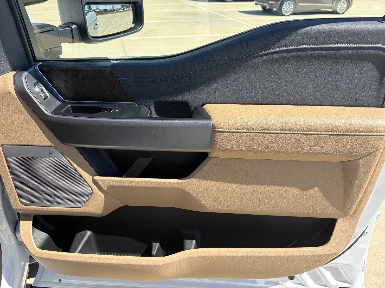 2027 Ford Super Duty F-250 SRW LARIAT