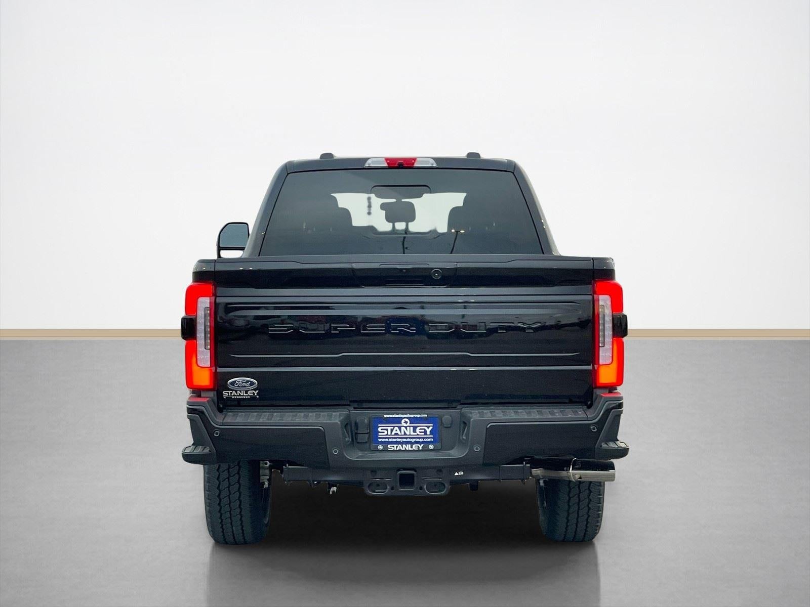 2026 Ford Super Duty F-250 SRW Platinum