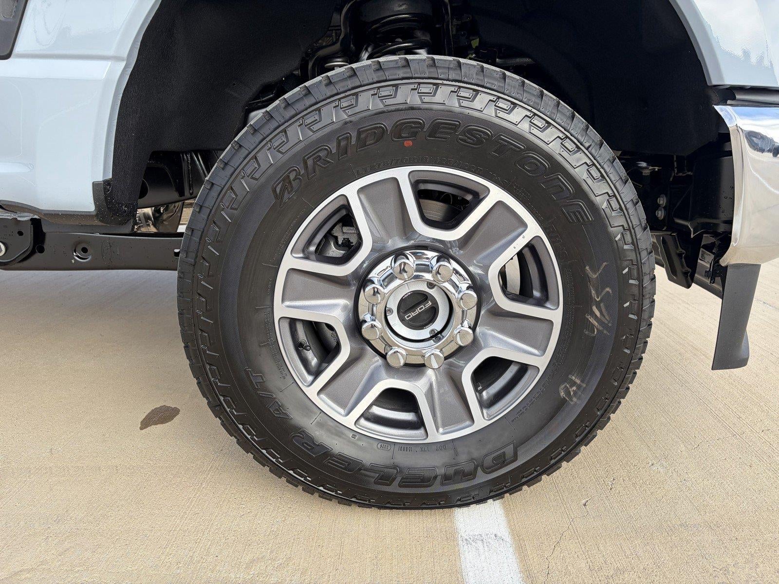 2027 Ford Super Duty F-250 SRW LARIAT