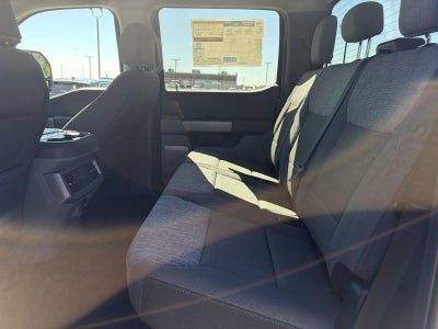 2027 Ford Super Duty F-250 SRW XLT