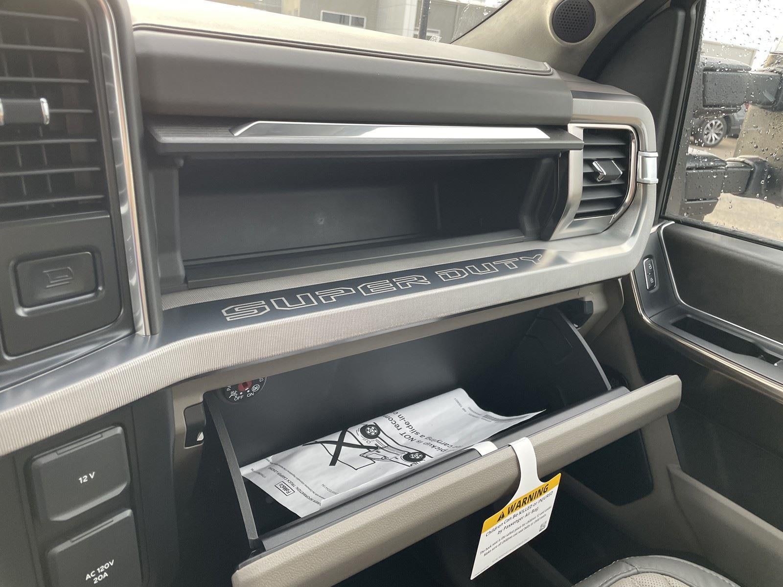 2026 Ford Super Duty F-250 SRW Platinum