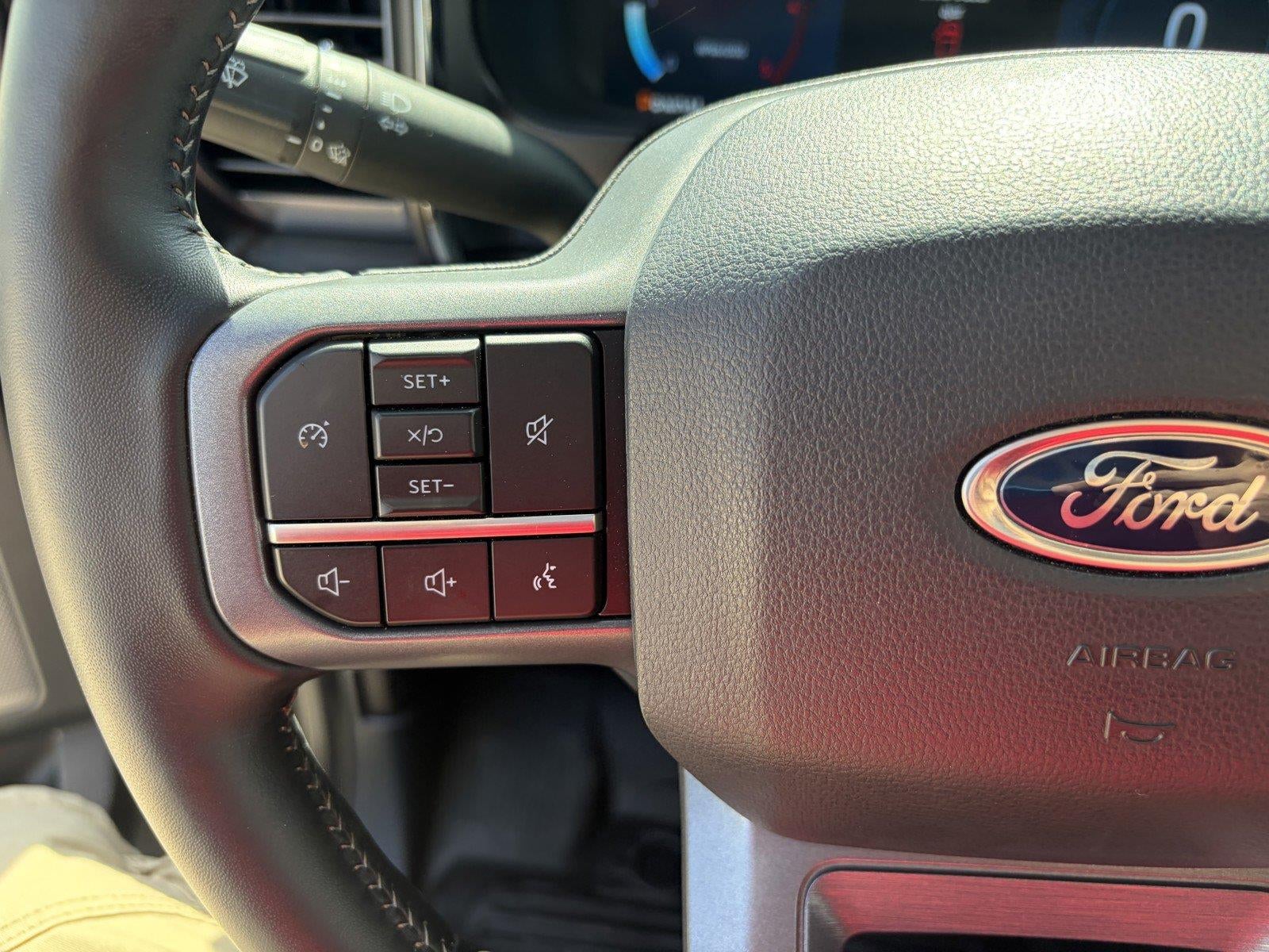 2024 Ford Super Duty F-250 Srw LARIAT