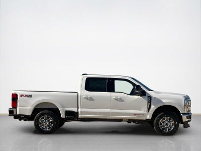 2027 Ford Super Duty F-350 SRW LARIAT