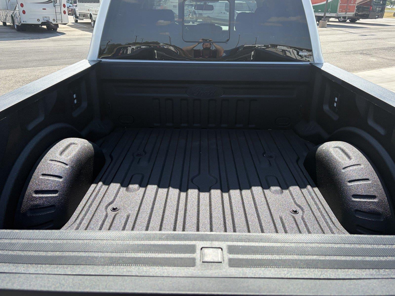 2026 Ford Super Duty F-350 SRW Platinum