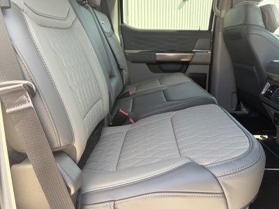 2026 Ford Super Duty F-350 SRW Platinum