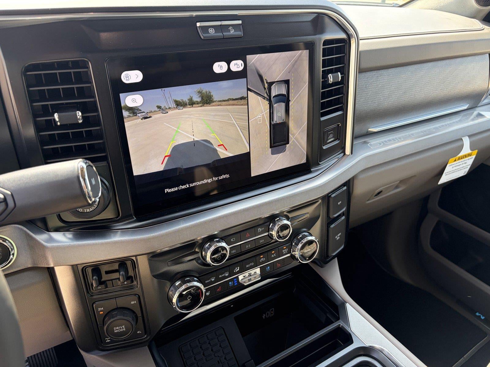 2026 Ford Super Duty F-350 Srw Platinum