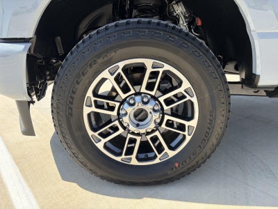 2026 Ford Super Duty F-350 Srw Platinum