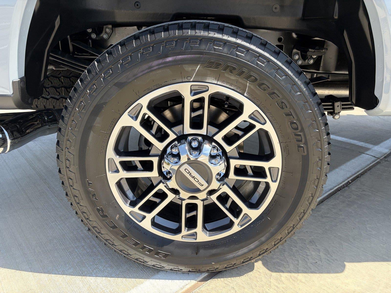 2026 Ford Super Duty F-350 Srw Platinum