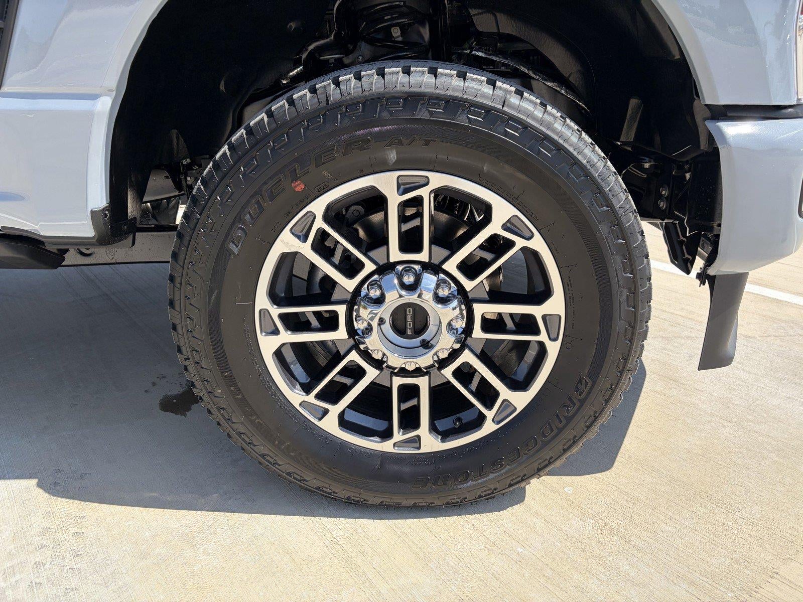 2026 Ford Super Duty F-350 Srw Platinum