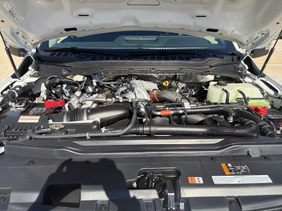 2027 Ford Super Duty F-350 DRW LARIAT