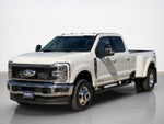 2027 Ford Super Duty F-350 DRW LARIAT