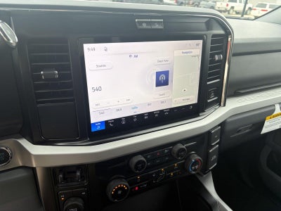 2027 Ford Super Duty F-350 DRW XLT
