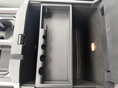 2027 Ford Super Duty F-350 DRW XLT