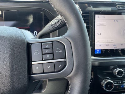 2026 Ford Super Duty F-350 DRW LARIAT