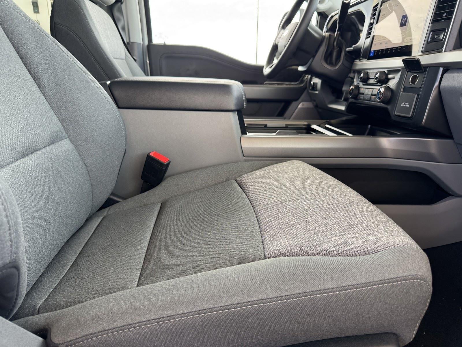 2026 Ford Super Duty F-350 DRW XLT