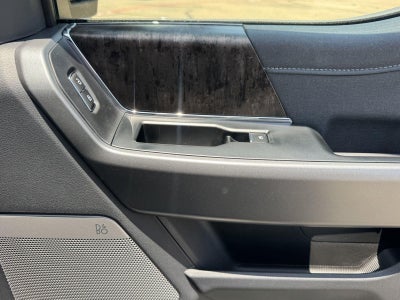 2026 Ford Super Duty F-350 DRW LARIAT