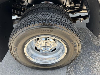 2026 Ford Super Duty F-350 DRW LARIAT