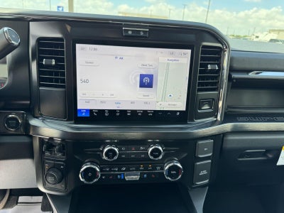 2026 Ford Super Duty F-350 DRW LARIAT