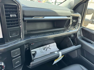 2026 Ford Super Duty F-350 DRW LARIAT