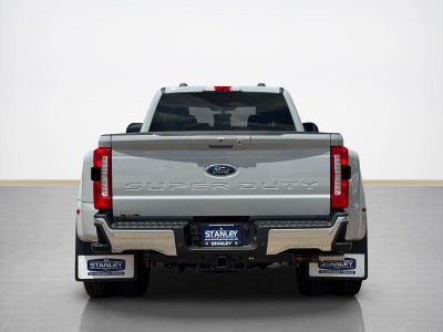 2026 Ford Super Duty F-350 DRW LARIAT